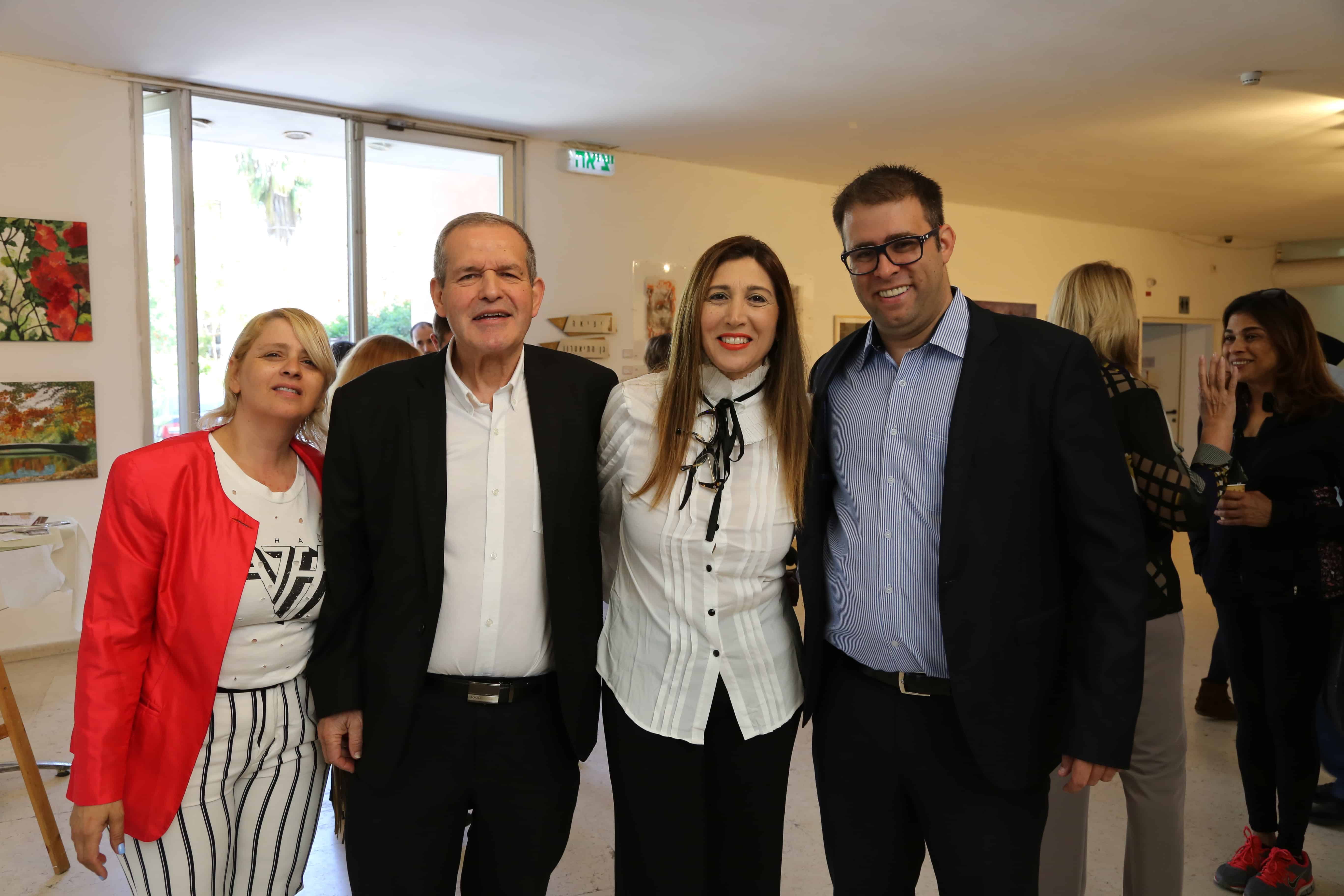 חכ אורן חזן דר שרית טגנסקי וסגן ראש העיר גבעתיים
