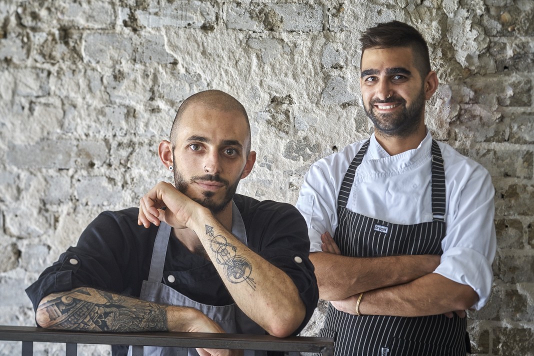 אריק ומולי מאונזה. אנטולי מיכאלו