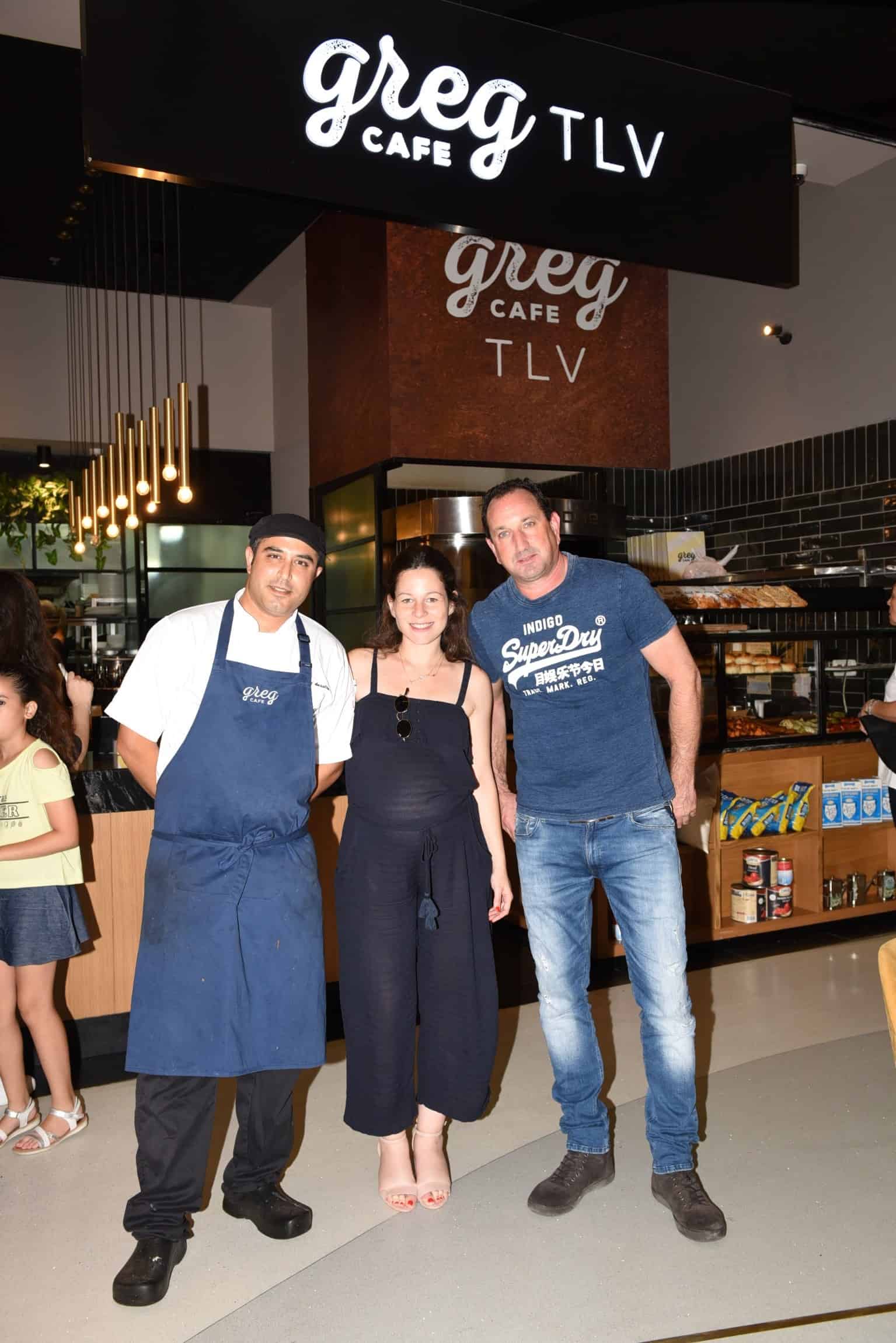 מימין אוהד ארנרייך עם הדר פלמון והשף אלעד אמסלם צילום אלעד גוטמ (6)