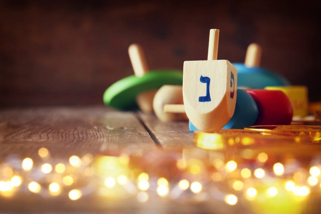 רוגובין יבנה_פסטיבל חנוכה_קרדיט לצילום shutterstock פטור מתשלום