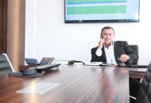 מתחיל באימון נגמר במסעדה: יום בחיי דוד גלפרין