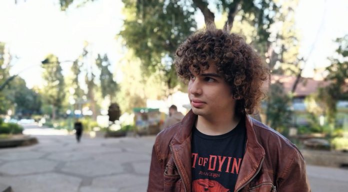 תקשיבו לו