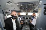 הטייס ינון הדר הקברניט בובי לביא עם גונן אוסישקין צילום סיון פרג'