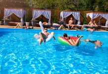 אוהד ברקן והכל לים: שווה להכיר