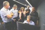 מימין לשמאל- שר הכלכלה והתעשייה עמיר פרץ סגנית ראש עיריית תל אביב מיטל להבי וממ מנכל המוסל דר מיקי וינקלר