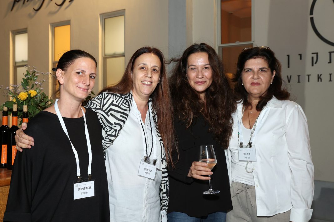 חגית בכור, יעל אבקסיס, תמר שוורץ ושלומית בנימין ביקב ויתקין - צילום רוית תורקיה