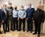 אירוע ההשקה בהשתתפות מימין לשמאל דוד מלכא אביה של הדס דר' מייקל אורן שגריר ישראל בארהב לשעבר (002)
