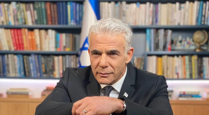 הטריבונה לזכרה של בלה דיאמנט ז״ל