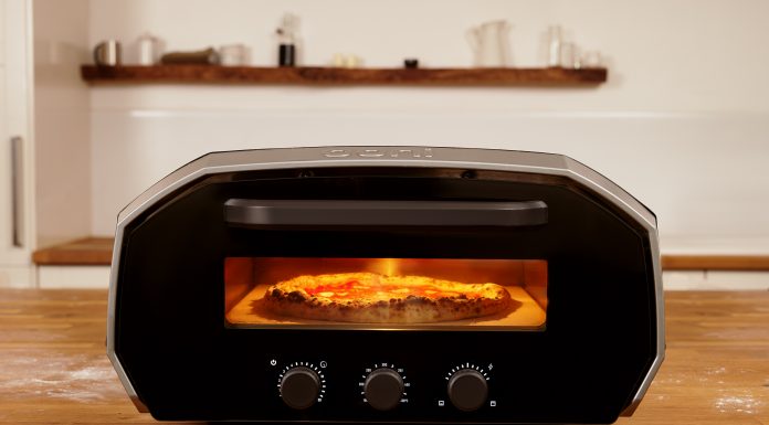 ניין מוצרי צריכה משיקה בישראל את Ooni Volt 12