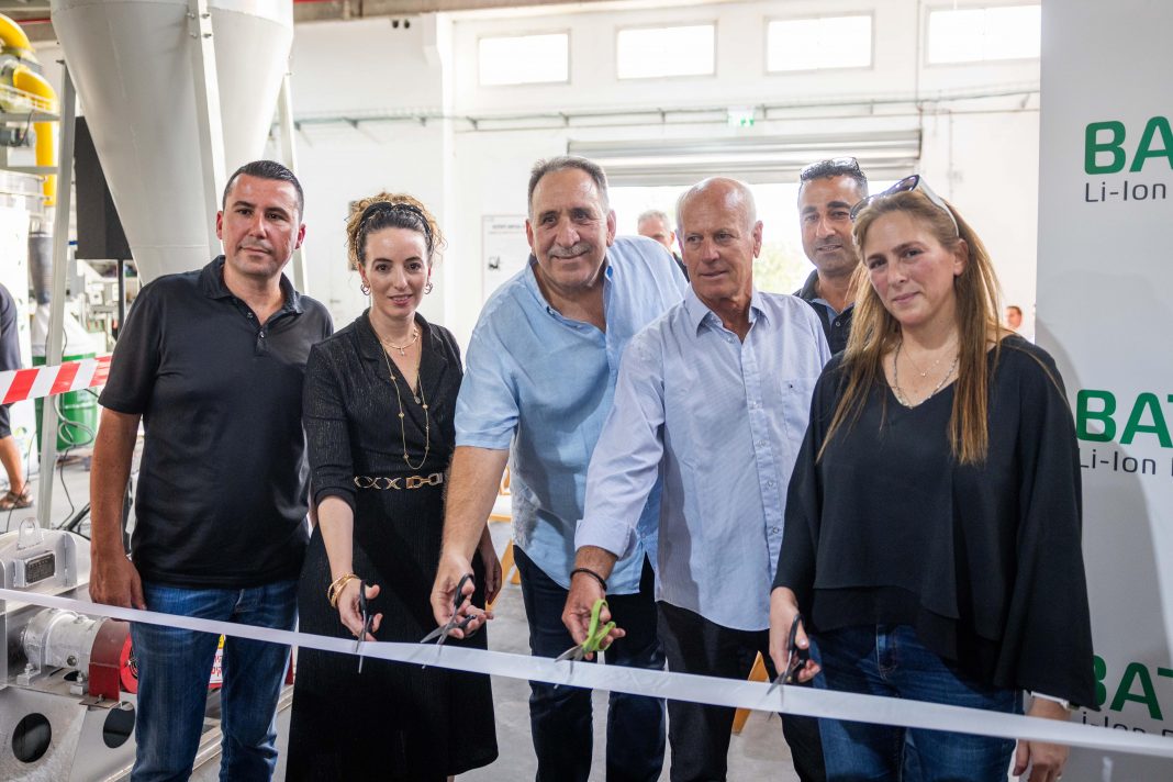 אודי סעדה והשרה עידית סילמן בחנוכת מפעל למחזור סוללות ליתיום צלם עמית אגרונוב
