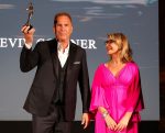 ronit rephael and kevin kostner1 . credit get images