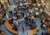 "זמן חבר" ב-9 מקניוני עזריאלי חוזר:  חוויית קניות, טיסות VR, צילומי AI ופינוק קולינרי