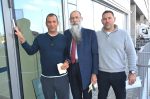 מימין לשמאל מיכאל כרסנטי הרב אליעזר שמולביץ ואייל גרינברג חונכים את המרכז הלוגיסטי החדש של קבוצת גולף בפארק העסקים החכם קיסריה ציל