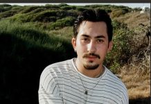 עמית זילברשטיין- זמר, יוצר, מפיק ומנהל אמנים, משיק את "פסקול"- לייבל יצוג אמנים רענן ומבטיח שמציע וואן סטופ שופ לכל שאמנים צריכים לפיתוח דרך מוזיקלית מוצלחת