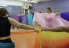 בין ריקוד לשחרור: ה"תשליך" הייחודי בחוף תל אביב קרדיט: אלינה טיפלוק