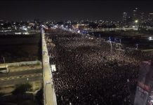 "שעת חירום": רבבות במפגן כוח של יהדות התורה בבני ברק יום וחצי לפתיחת הקלפיות