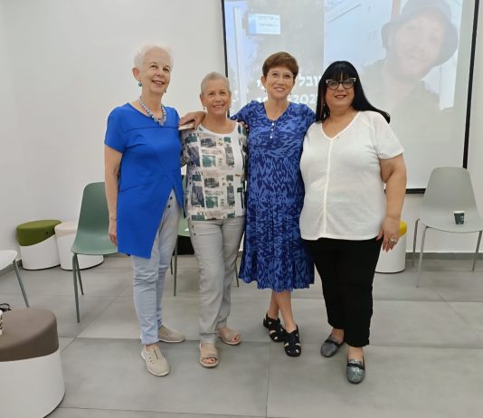 בני ברית גוש דן בטקס הנצחה מרגש לזכר נופלי 7 באוקטובר "טעם של זיכרון
